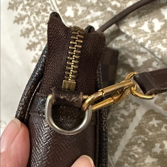 Louis Vuitton Damier Ebene Trousse Pochette Crossbody Bag - Picture 9 of 13